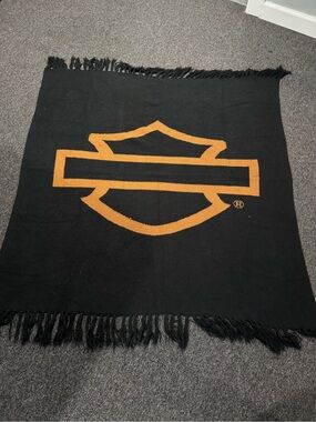 Harley-Davidson Knit Blanket with Tassels